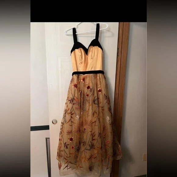 Custom Designed | Dresses | Custom Made Prom Dress Velvet Corset Top With Tulle Floral Sewn Pattern | Poshmark Custom Designed | Dresses | Custom Made Prom Dress Velvet Corset Top With Tulle Floral Sewn Pattern | Poshmark